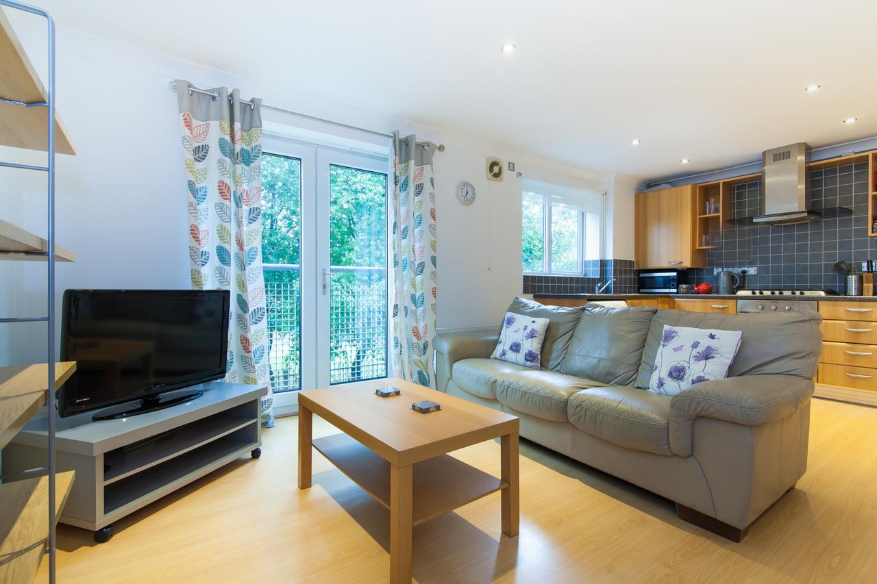 Rest & Recharge - Birley View Apartamento Manchester Exterior foto